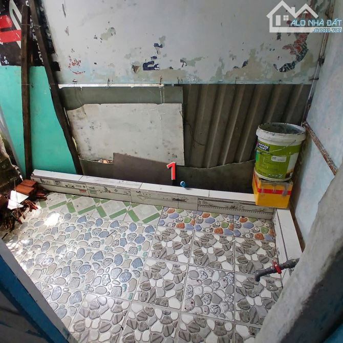 Nhà giá mềm gần khu dân cư 586 - 8