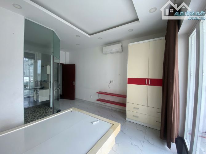 Căn Duy Nhất gần MT Hồ Văn Huê, Phú Nhuận, Ngang 5mx17m, 4 lầu,Giá 16.5 tỷ TL - 9