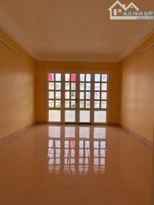 Bán nhà mặt tiền đường số 9,P.4,Q.8,dt: 4 x 15 nhà xây 3 lầu 7 Tỷ 78. - 9