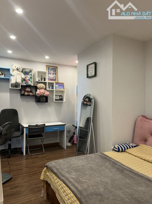 Bán căn hộ diện tích lớn 139m ở chung cư Huyndai Hillstate- Tô Hiệu- Hà Đông, giá 9.28 tỷ - 9