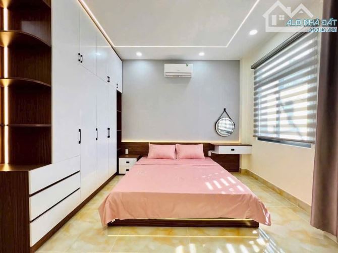 Nhà đẹp hẻm nhựa 8m, thông đường Huỳnh Thị Hai và Nguyễn Ảnh Thủ, 4.5*15m, Nhỉnh 5 Tỷ - 9