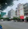 Đi Balan  bán gấp nhà MT ngay 3 Tháng, P. 12, Q.10. Ngang 8m. Chỉ 80 tỷ. Vị trí rất đẹp