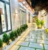 Nhà vườn sân rộng 155m² thổ cư, hồ cá koi, gần Huỳnh Tấn Phát, giá tốt nhất khu vực