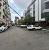 Chính chủ bán nhà liền kề ngã tư hoàng quốc việt,DT70m,6.5tầng,xây mới,oto 7chỗ vào lô góc