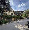 Biệt Thư Mỹ Đình Lô Góc - 3 Mặt Thoáng - 200m x 5 Tầng - Thang Máy - View Công Viên