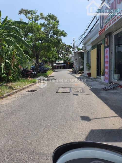 BÁN LÔ ĐẤT HƠN 4475m2 MẶT TIỀN ĐƯỜNG PHƯỜNG 10 TP VŨNG TÀU GIÁ 20Tr/m2 CÓ BỚT.