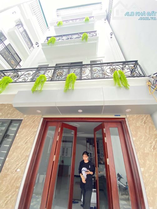 💥 SIÊU PHẨM MẶT PHỐ LÝ SƠN LONG BIÊN, MT4M, VỈA HÈ 15M, KINH DOANH ĐỈNH,GIÁ CHỈ 1X TỶ 💥