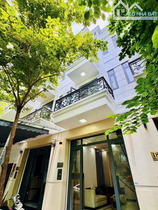 NHÀ ĐẸP 4 TẦNG - KHU VIP THẠNH LỘC 26 – ĐƯỜNG 12M – CHỈ 6.4 TỶ