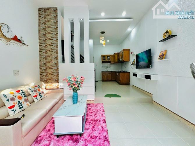 💥  Bán nhà 2 tầng đường Nguyễn Văn Khối, P8 Gò Vấp. Dt 3.3x8m Giá hơn 3 tỷ