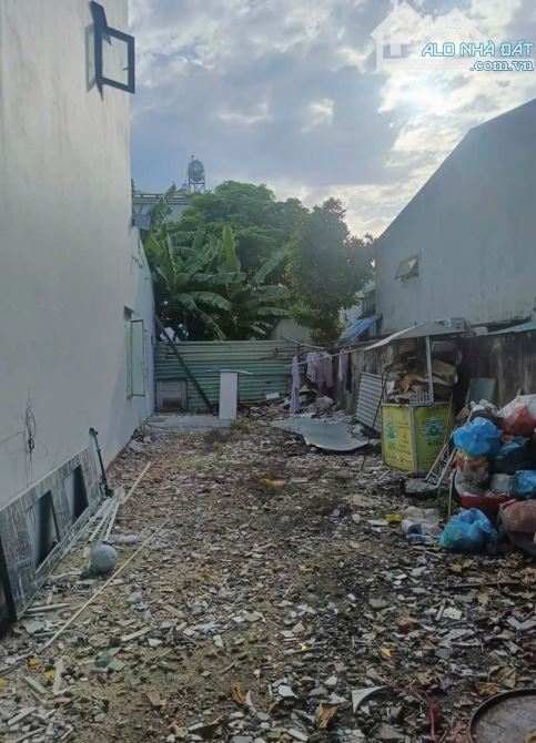 Lô đất mặt tiền Lê Đình Chinh . DT:100m , ngang 5m . Giá : 4tỷ070 thương lượng