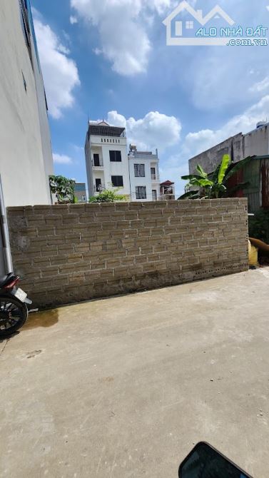 Hoàng Liệt cần bán 68m2 đất Ô tô tránh hai thoáng trước sau Quanh 10 tỷ