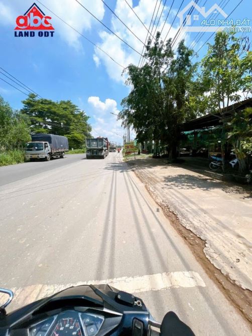 Cho thuê xưởng Tổng Khuôn Viên 2200m2 Có Bình Điện Riêng 250Kva Thuộc Tân An_Vĩnh Cửu
