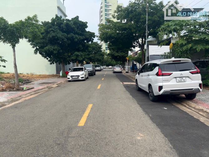Đất Trung Tâm TP Bà Rịa Gò Cát 8 Cách bệnh viện 700 giường chỉ 200m,DT 108m2 Giá bán 1tỷ8