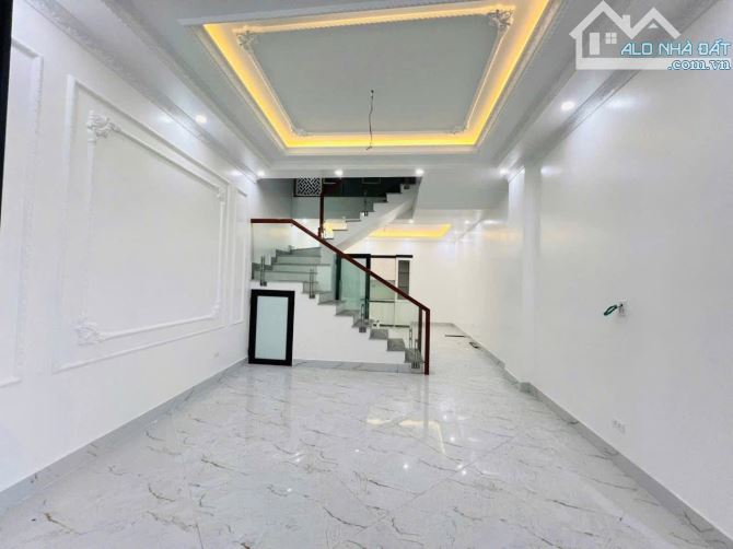 Bán nhà Đằng Hải 3.5 tầng ngõ 175 Đằng Hải giá tốt