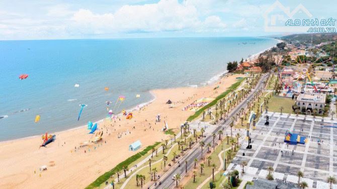 Bán gấp 3 nền đất mặt tiền Biển, Tp.Phan Thiết, giá 1tỷ6, SHR
