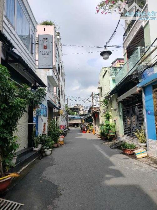 BÁN NHÀ 4 TẦNG, GẦN MT CẦU XÉO, HÀ THỊ ĐÁT - NGANG 8M, 130M2 SỔ VUÔNG, HẺM XE HƠI -HƠN 18T