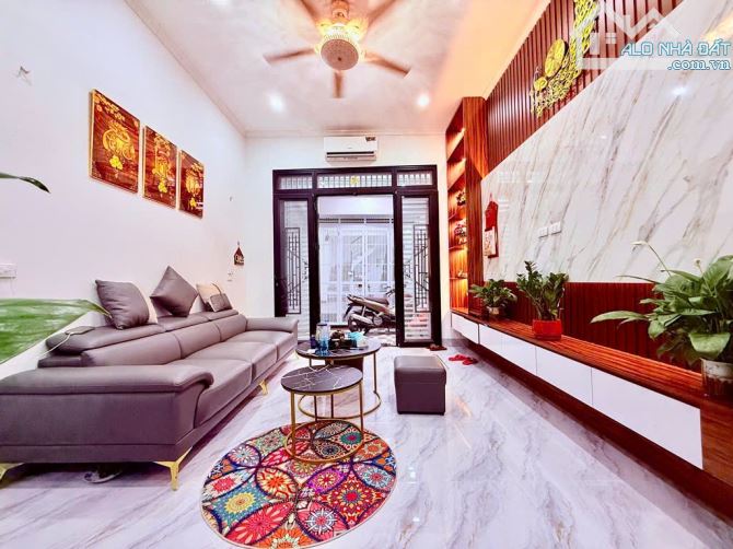 🔥CHỈ VỚI HƠN 5 TỶ CÓ NGAY NHÀ 4 TẦNG, MỚI, FULL NỘI THẤT TẠI TÂN TRIỀU, 30M RA Ô TÔ, NGÕ