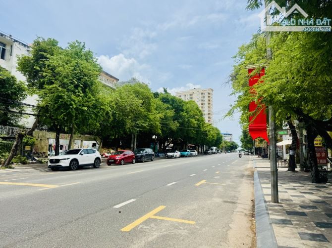 Bán nhà mặt tiền Phan Chu Trinh Sát biển Bãi Sau Thuỳ Vân TP.VT(đi bộ ra 300m) giá tốt