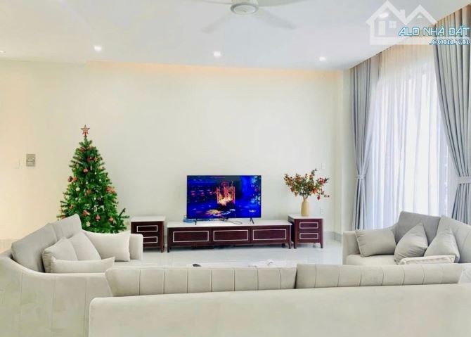 BÁN BIỆT THỰ 324m(16x20,5) KHU Á CHÂU P.2 gần Bãi Sau TP.VT GIÁ 23,9 TỶ TL