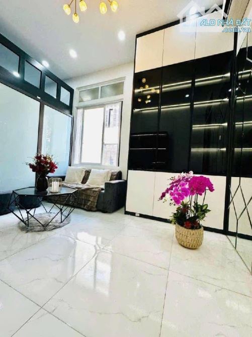 BÁN CĂN HỘ TẬP THỂ 2 MẶT THOÁNG DỐC THỌ LÃO - PHỐ HƯƠNG VIÊN - NHÀ ĐẸP Ở LUÔN - Ô TÔ ĐỖ CH