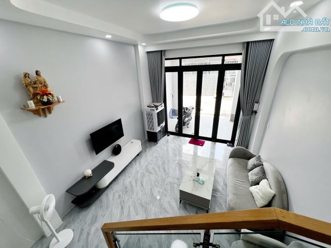 Bán nhà 4x17,6 đường nội bộ Tam Hiệp. Gần chợ Tân Mai , siêu thị , trường học