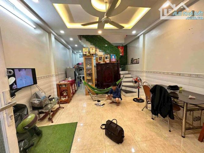 CG: [3.1 TỶ ]🏡 BÁN NHÀ 1 TRỆT 1 LẦU – 3 MẶT TIỀN – TRUNG TÂM TĂNG NHƠN PHÚ B Q9 cũ 💰