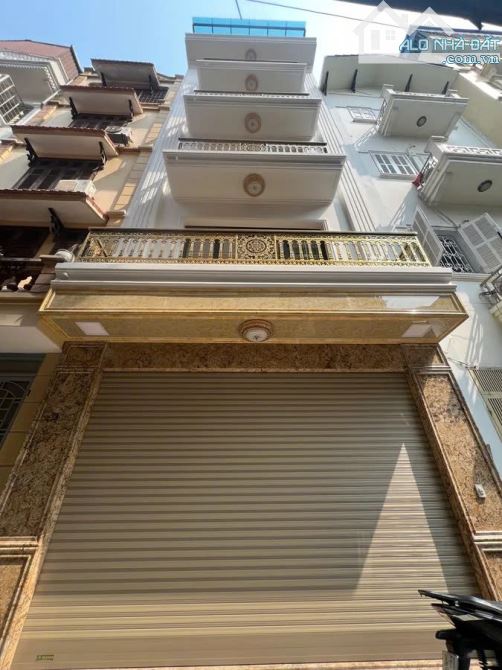 BÁN NHÀ 6 TẦNG THANG MÁY – PHÂN LÔ QUÂN ĐỘI – Ô TÔ VÀO NHÀ – PHỐ LÊ TRỌNG TẤN – GIÁ 16.6 T