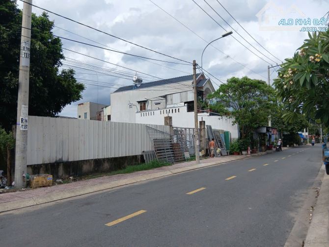 HIẾM: Mặt Tiền CONTAINER - DT: 20x50 - Full Thổ - Đường Thông Vành Đai 3 - QL 22 - Hóc Môn