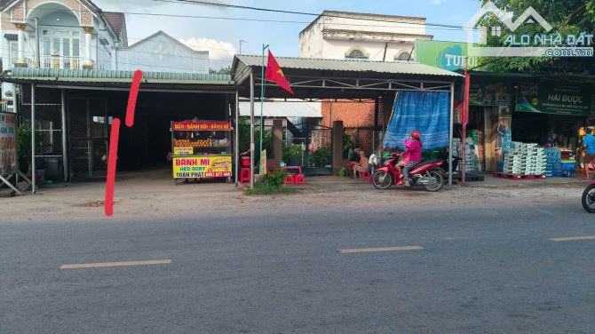 BÁN ĐẤT tặng NHÀ, MT DT749A, LONG NGUYÊN, BÀU BÀNG, DT:6x78, TC100M2, SHR, GIÁ 4,0 TỶ