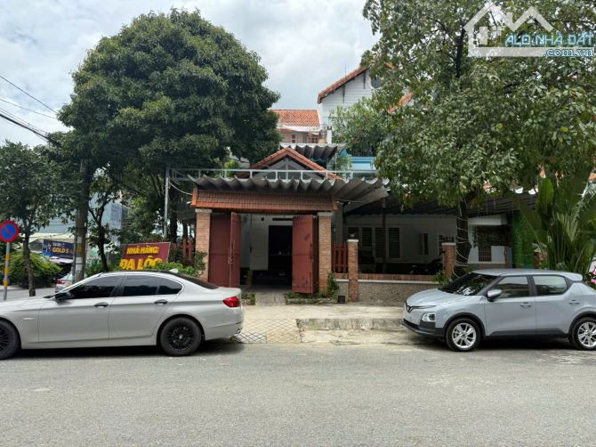 Cho thuê biệt thự Góc 2 MT Đường số 5 P.Hiệp Bình Chánh Q.Thủ Đức