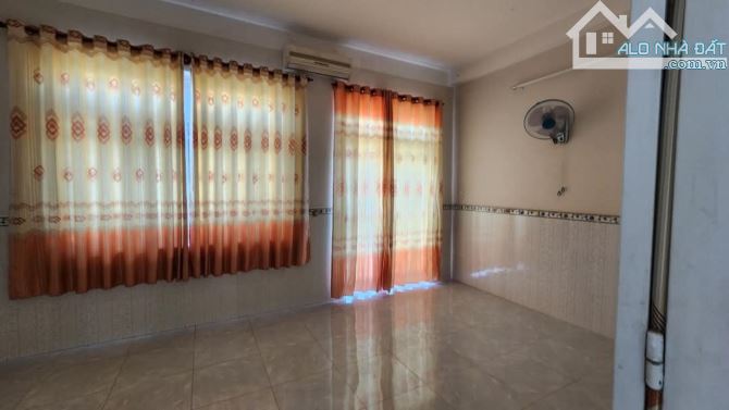 LÊ TRỌNG TẤN, TÂY THẠNH , TÂN PHÚ, HẺM Ô TÔ QUAY ĐẦU,  92.5 M2 ,CHỈ  81Tr/M2