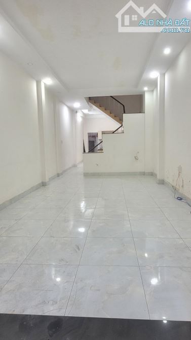 MT THỤT LÊ TRỌNG TẤN, TÂY THẠNH , TÂN PHÚ, Ô TÔ QUAY ĐẦU,  92 M2 ,  GIÁ 7.495 TỶ.