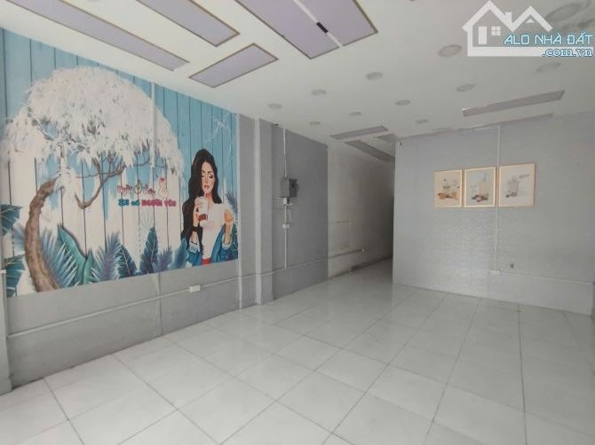 Bán hoặc cho thuê đất mặt tiền đường Phạm Văn Thuận, thuận lợi kinh doanh