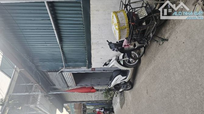 Thúy Lĩnh 100m x 2 Tầng xưởng Khung Thép- Ở sản xuất và Kinh Doanh -MT 5,8m Ô TÔ Tải Đỗ
