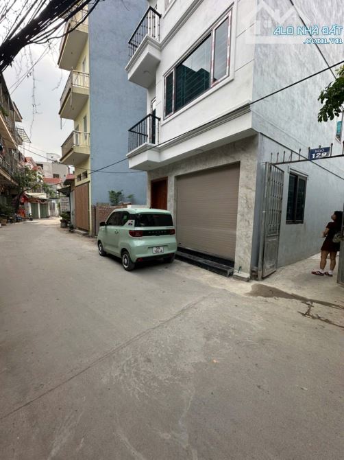 Bá,n Nhà Xây Độc Lập Kim Chung - Hoài Đức, 33.2m2*5Tầng, Mặt đường 6m ôtô tránh kinh doanh