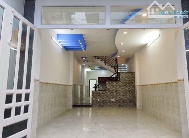 ĐƯỜNG LỚN LÊ TRỌNG TẤN, TÂY THẠNH , TÂN PHÚ,  Ô TÔ QUAY ĐẦU,  92 M2 ,  GIÁ 7.X TỶ.