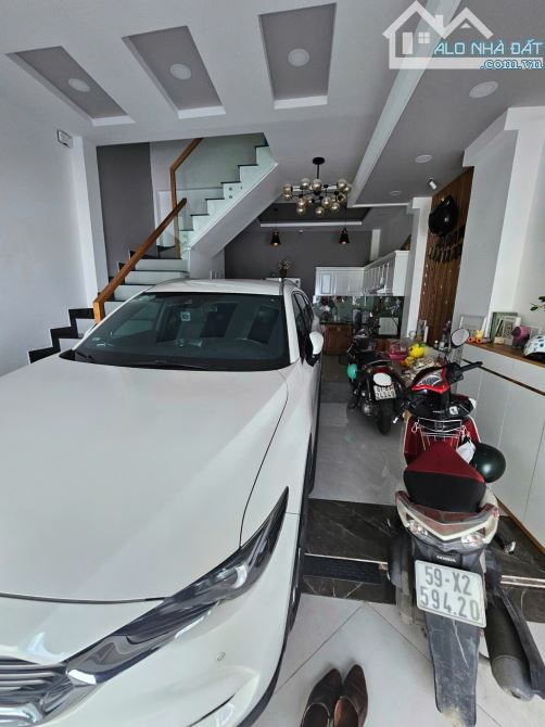 Siêu hiếm! Nhà Đẹp ô tô 7 chỗ vào nhà khu vip đường Tân Cảng full nội thất  chỉ 10.8 Tỷ