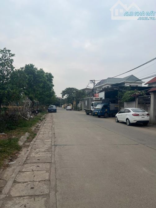 Bán đất tại Duyên Hà, 2,9 triệu, 42 m2, mặt tiền 5m, ô tô vào tận đất