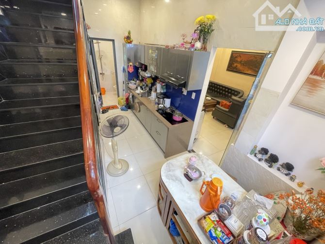SIÊU PHẨM TRUNG TÂM QUẬN 7 – NGANG 6M dài GẦN 8M  CÁCH HẺM OTO  CHỈ 20m– GIÁ CHỈ 5.2T