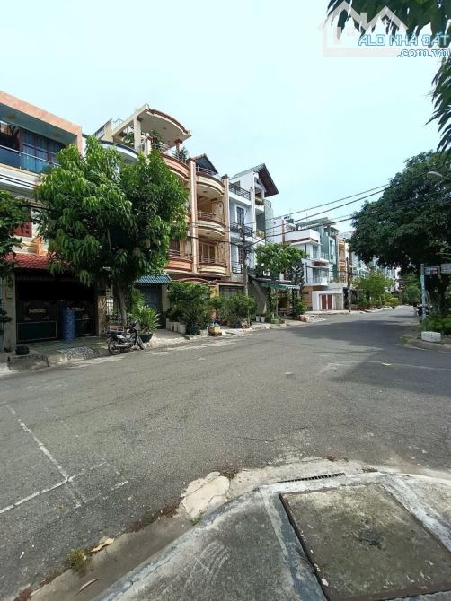 NHÀ MẶT TIỀN ĐẸP - GẦN AEON TÊN LỬA -KINH DOANH ĐA NGÀNH NGHỀ -4X20M, 4 TẦNG, CHỈ 9 TỶ 25
