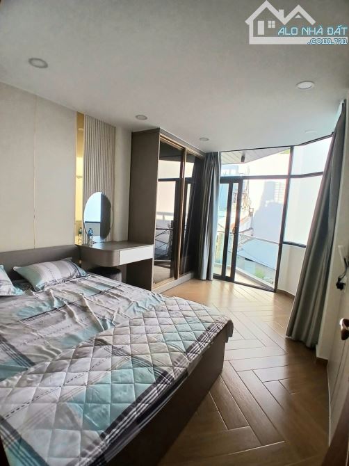 Bán nhà lô góc, hẻm xe hơi, Đường số 21, Gò Vấp, 52m2, 4 tầng, Giá 5.25 Tỷ
