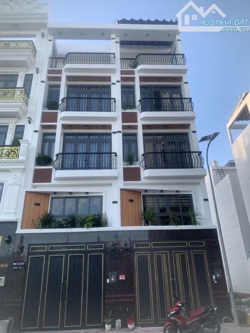 Ngay lê trọng tấn nhà 5 tầng mới đẹp diện tích 4x20,5  giá chỉ 7,8tỷ TL