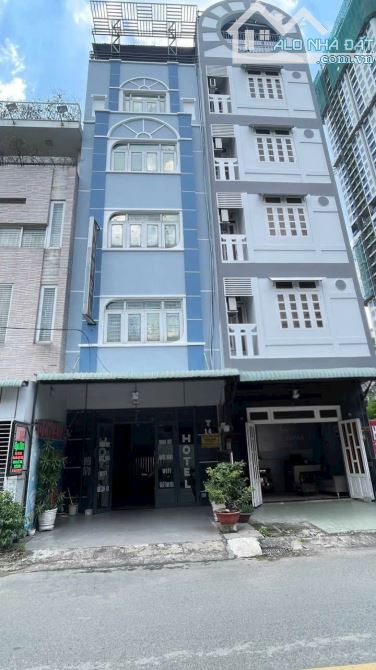Bán Khách Sạn Gần bigc Go dĩ an 6 Lầu Đã Hoàn Công Giá tốt