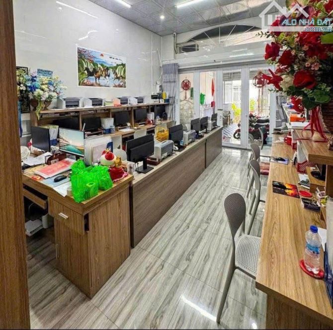 Nhà cấp 4 đẹp giá hời ở Trần Văn Mười Hóc Môn 5x19 ( 98m2 ) 895 TRIỆU SHR
