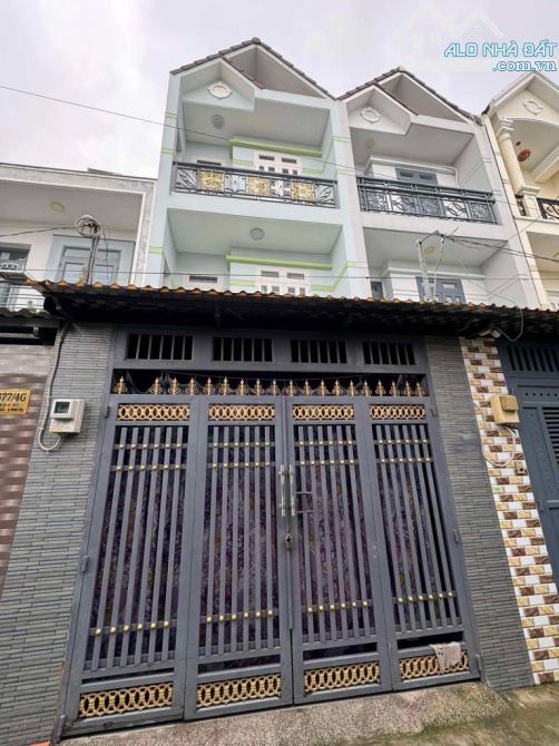 SÁT MẶT TIỀN TỈNH LỘ 10 - 68M2 -HẺM XE 7 CHỖ - NHÀ CÒN MỚI 4 TẦNG - CHỈ 5 TỶ LẺ
