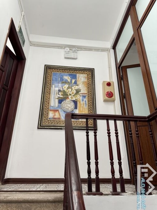 Bán nhà Láng - Thịnh Quang ngõ thông thoáng sạch , khung cột chắc chắn 5 tầng 7 phòng dòng