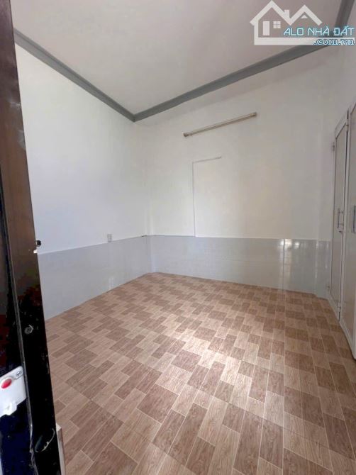 Bân nhà Q8, giá 3,78 tỷ hẻm xe hơi tận nhà, sổ hồng riêng không quy hoạch, không lộ giới