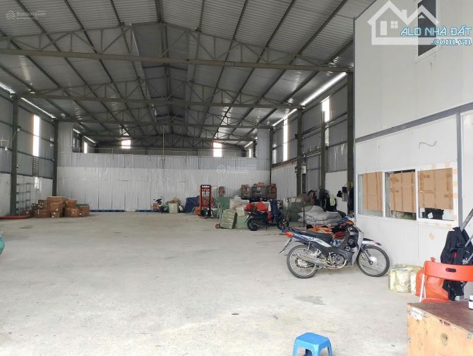 Cho thuê 620m2 kho , xưởng tại Khu CNM  Đài Tư, Long Biên, Hà Nôi -