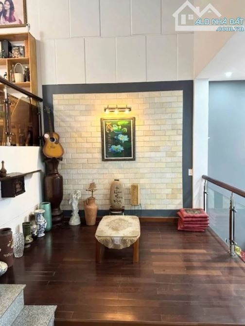 BIỆT THỰ 3 TẦNG GÓC 2 MẶT TIỀN - TRUNG TÂM HOÀ CƯỜNG - HẢI CHÂU - GIÁ CHỈ NHỈNH 12 TỶ