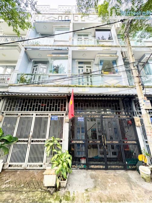 Bán nhà hẻm xe hơi Đào Tông Nguyên, NB, DT 3,5x8m, 3 lầu. Giá 2,36 tỷ